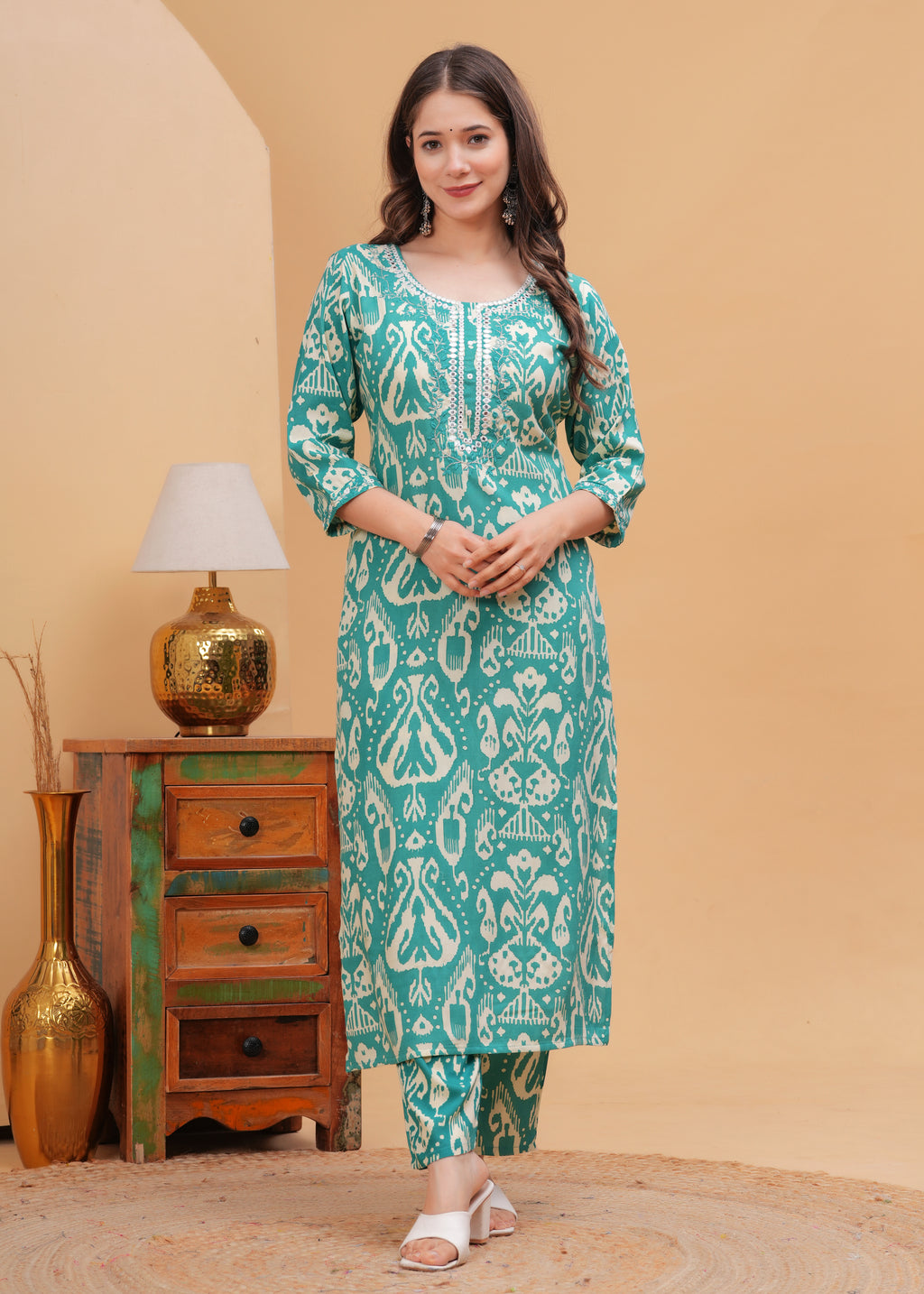 Black Ethnic Printed Round Neck Pure Cotton Kurta with Pant